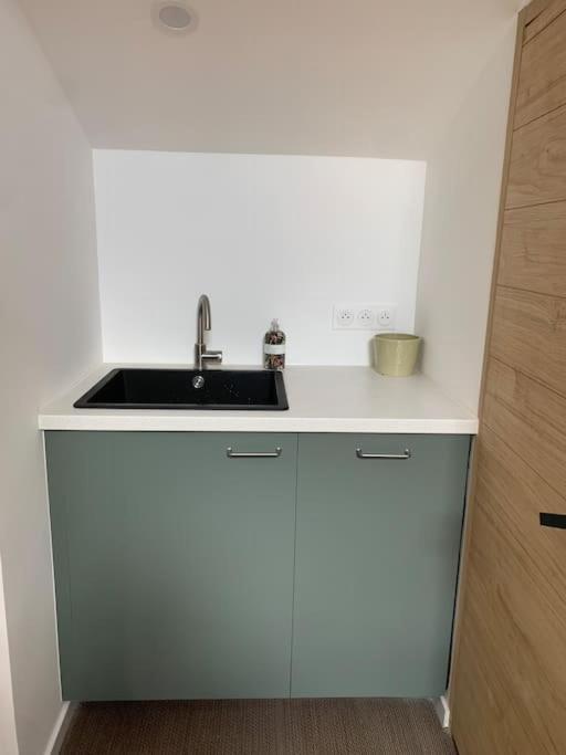 Rezé Appartement - Galerie Botanic Art Trentemoult מראה חיצוני תמונה